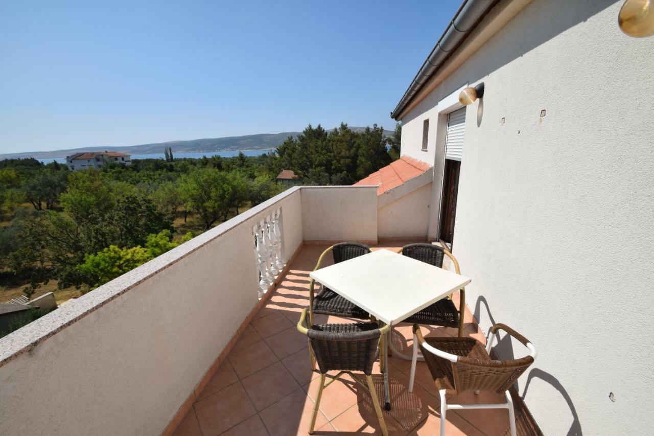 Apartments Nina Starigrad Paklenica Exterior photo